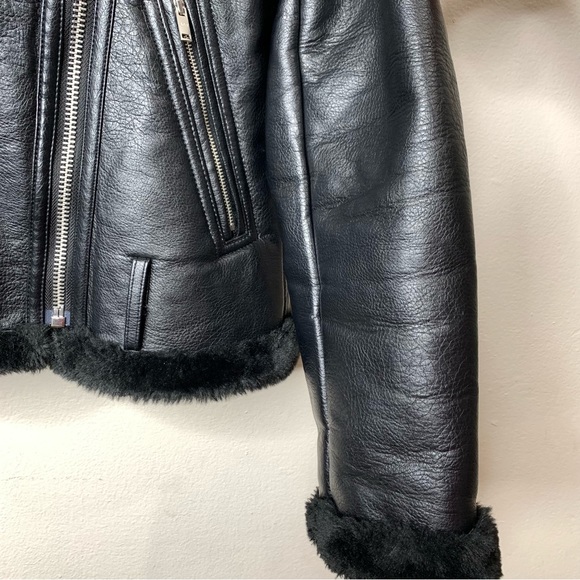 Abercrombie & Fitch Black Leather faux fur bomber jacket - Picture 3 of 14